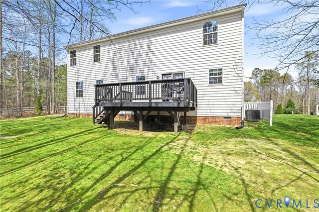 5225 Timsbury Pointe Dr, Chester, VA 23831