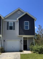 308 Cedar Island Trail, Holly Ridge, NC 28445