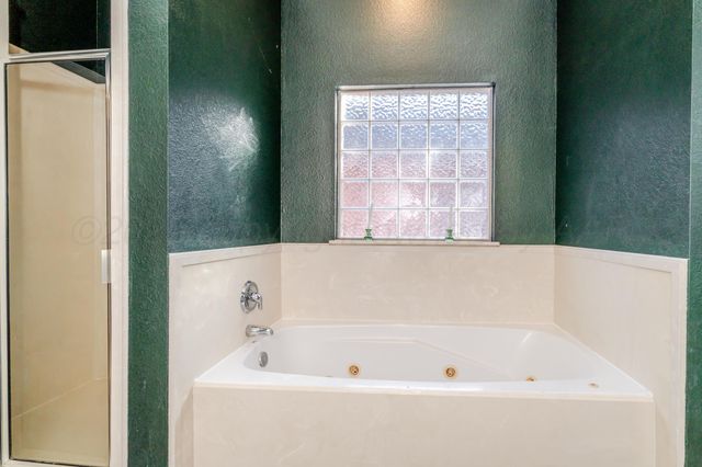 7703 EL PASO Drive, Amarillo, TX 79118