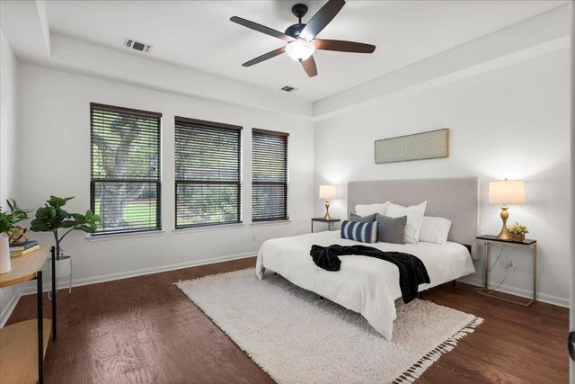 211 Longmont LN, Austin, TX 78737