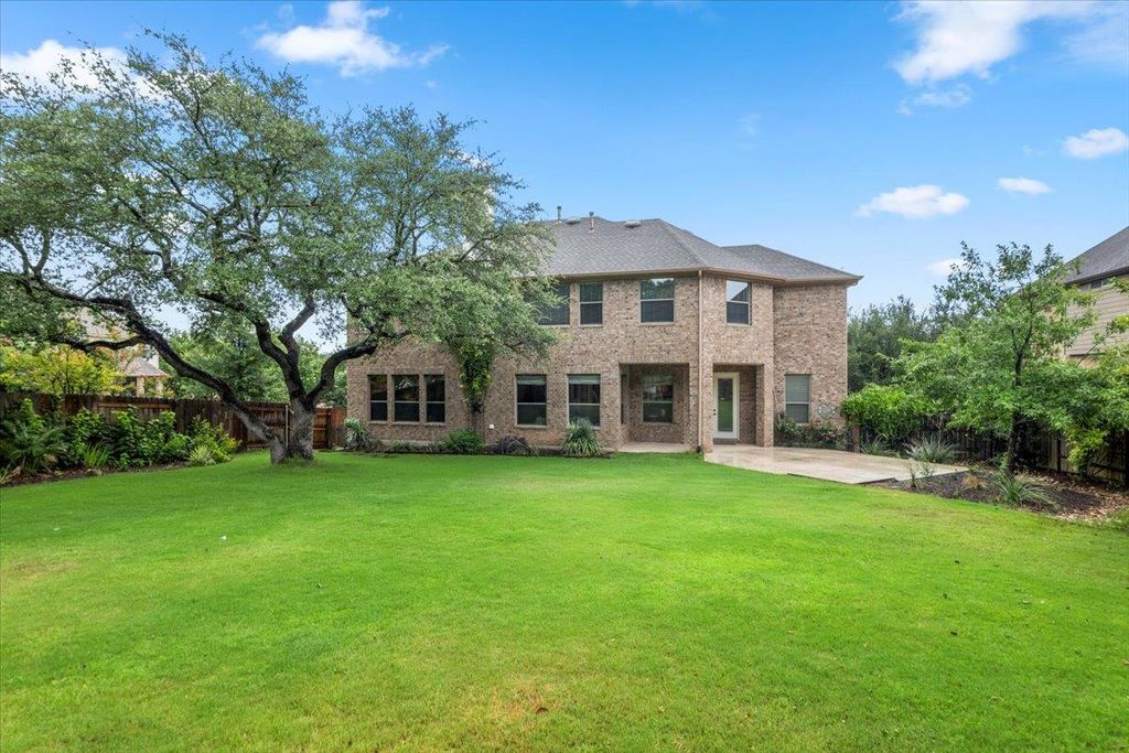 211 Longmont LN, Austin, TX 78737