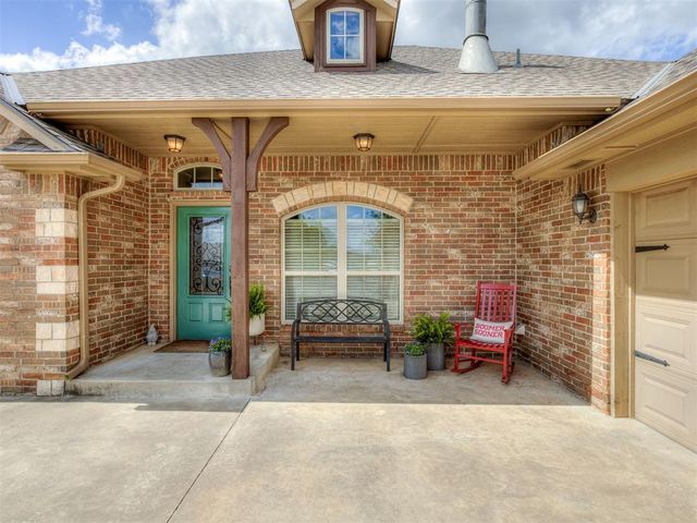30753 Aussie Court, Norman, OK 73072