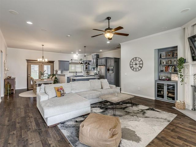 30753 Aussie Court, Norman, OK 73072