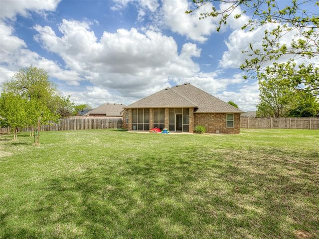 30753 Aussie Court, Norman, OK 73072
