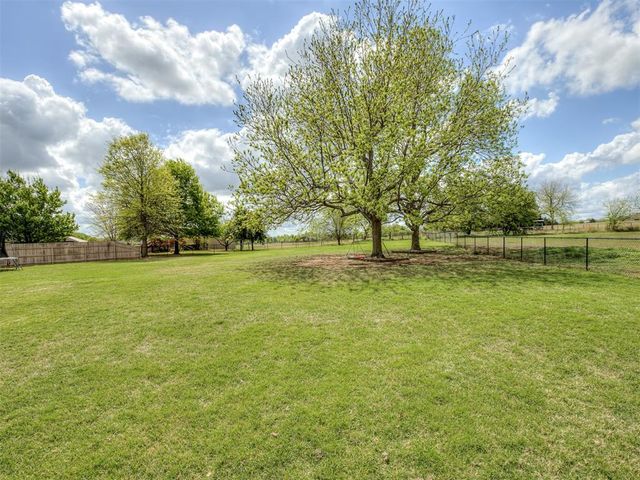 30753 Aussie Court, Norman, OK 73072