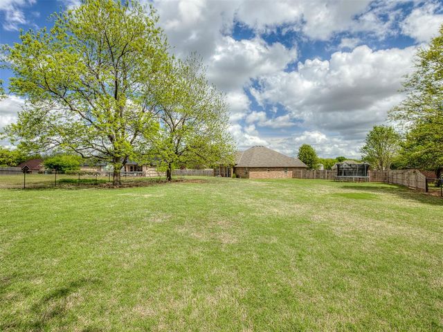 30753 Aussie Court, Norman, OK 73072