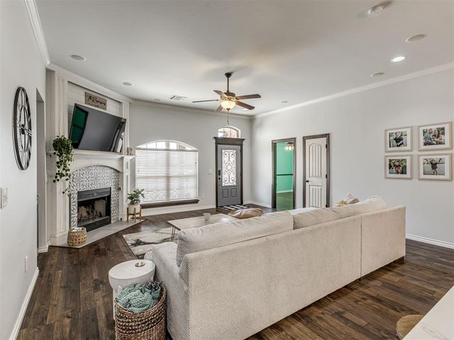 30753 Aussie Court, Norman, OK 73072