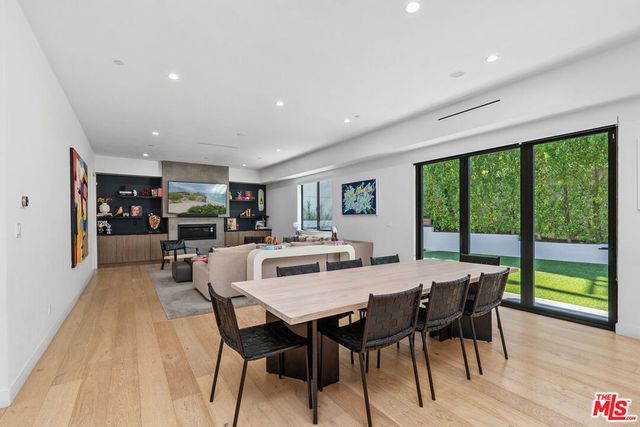 5131 Etiwanda Avenue, Tarzana, CA 91356