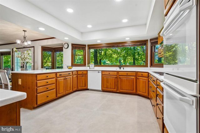 15348 EDGEHILL DR, Dumfries, VA 22025