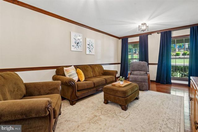 15348 EDGEHILL DR, Dumfries, VA 22025