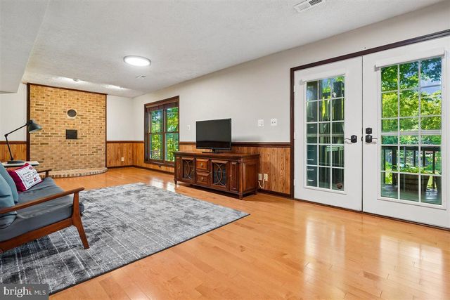 15348 EDGEHILL DR, Dumfries, VA 22025