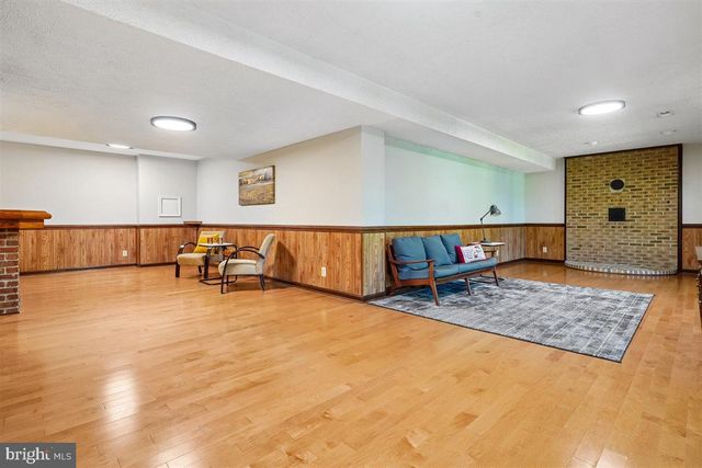 15348 EDGEHILL DR, Dumfries, VA 22025
