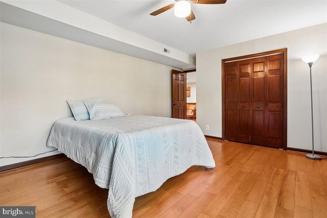 15348 EDGEHILL DR, Dumfries, VA 22025