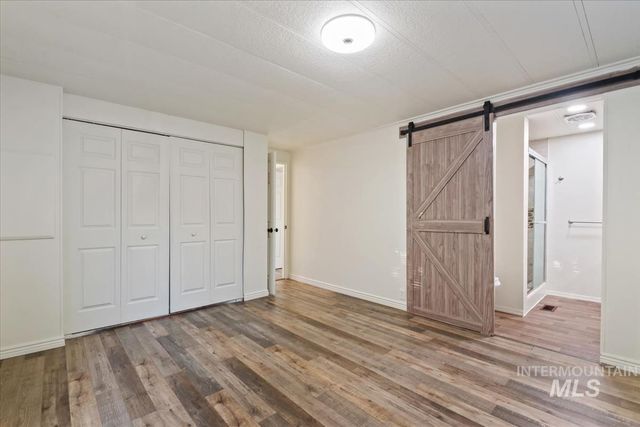 1351 N Oakwood Ln, Boise, ID 83704