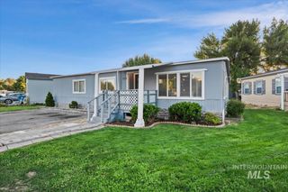 1351 N Oakwood Ln, Boise, ID 83704