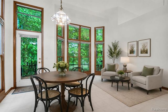 28335 Golf Pointe Boulevard, Farmington Hills, MI 48331