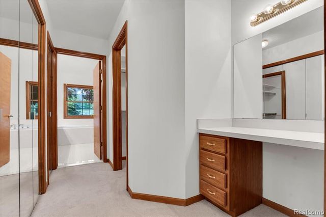 28335 Golf Pointe Boulevard, Farmington Hills, MI 48331