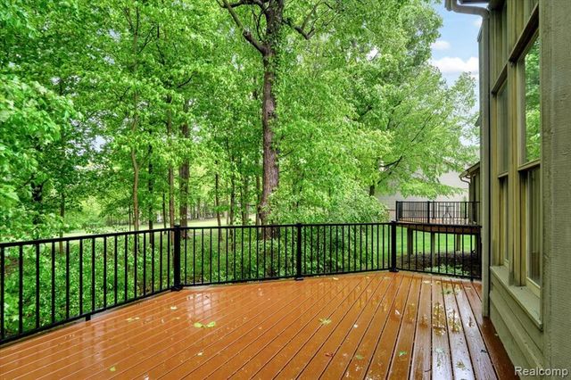 28335 Golf Pointe Boulevard, Farmington Hills, MI 48331