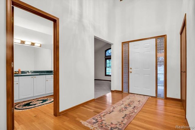 28335 Golf Pointe Boulevard, Farmington Hills, MI 48331