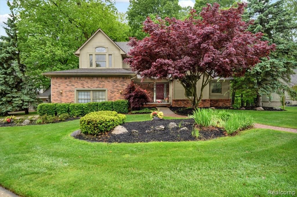 28335 Golf Pointe Boulevard, Farmington Hills, MI 48331