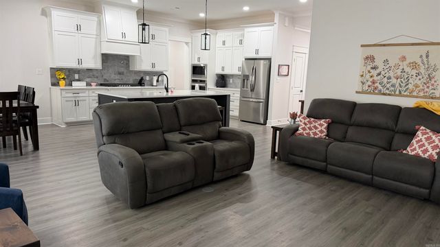 307 A Street, Bryant, AR 72022