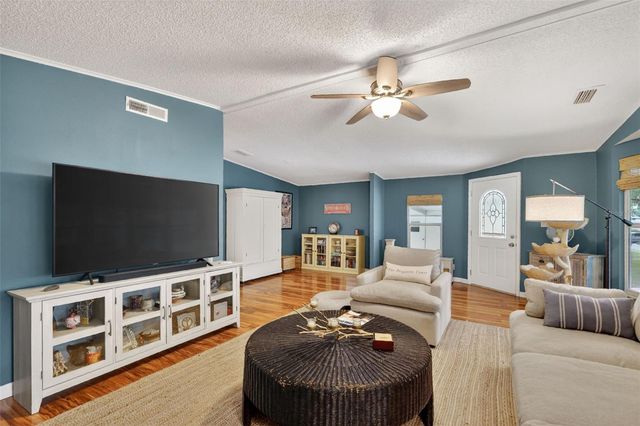 705 DEVON DRIVE, Lady Lake, FL 32159