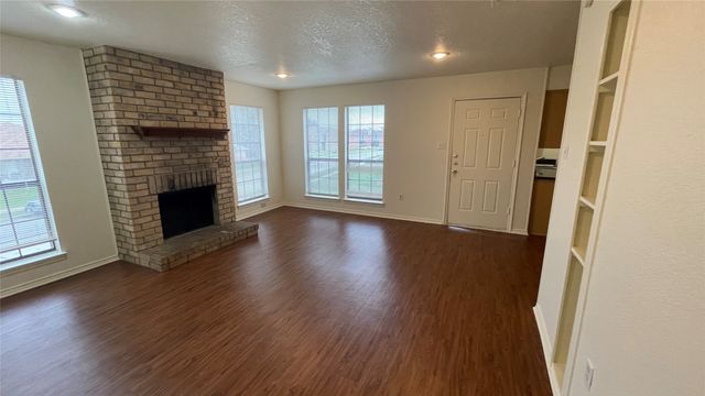 3124 Tudor Lane, Irving, TX 75060