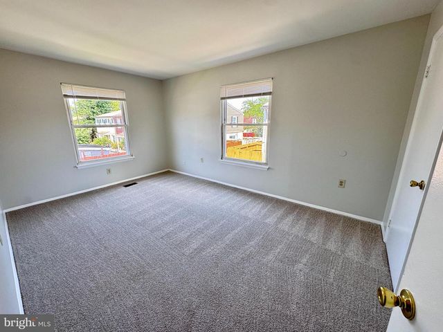 77 HANCOCK PL NE, Leesburg, VA 20176