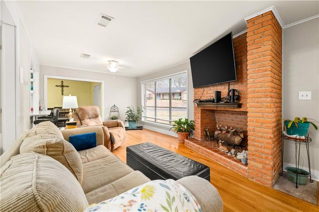 2101 FAIRVIEW Lane, Pineville, LA 71360