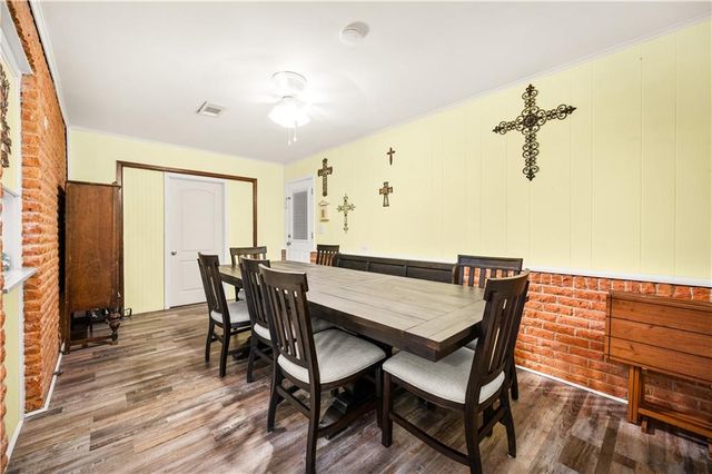 2101 FAIRVIEW Lane, Pineville, LA 71360