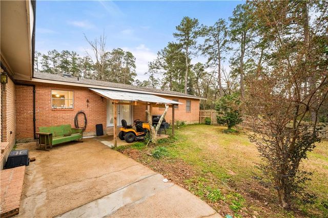 2101 FAIRVIEW Lane, Pineville, LA 71360