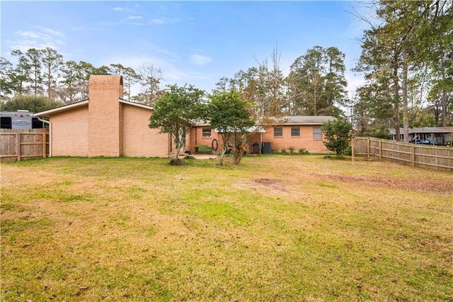 2101 FAIRVIEW Lane, Pineville, LA 71360