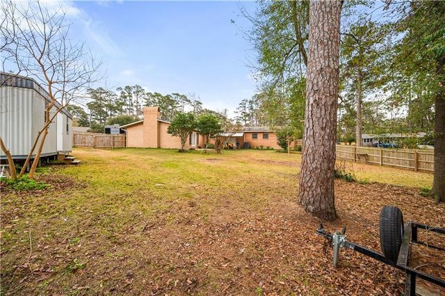 2101 FAIRVIEW Lane, Pineville, LA 71360