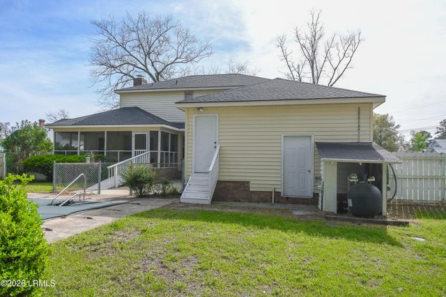 448 N Railroad Avenue, Brunson, SC 29911