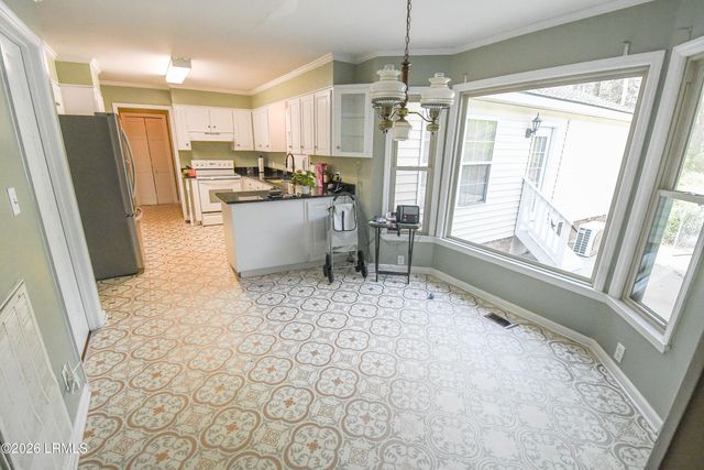 448 N Railroad Avenue, Brunson, SC 29911