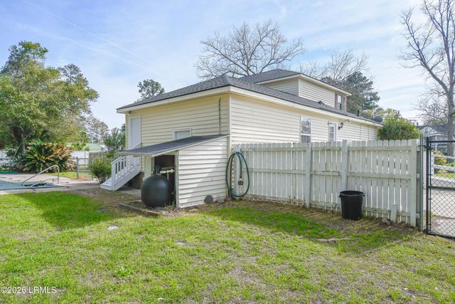 448 N Railroad Avenue, Brunson, SC 29911