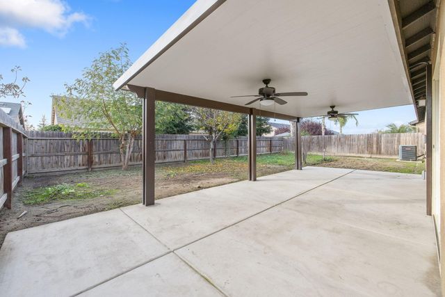1641 N Virmargo Street, Visalia, CA 93292