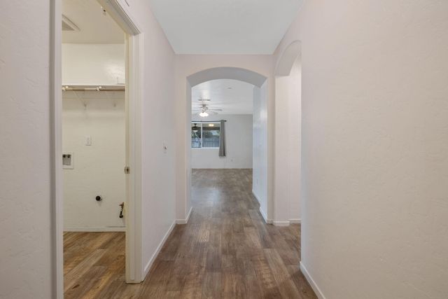 1641 N Virmargo Street, Visalia, CA 93292