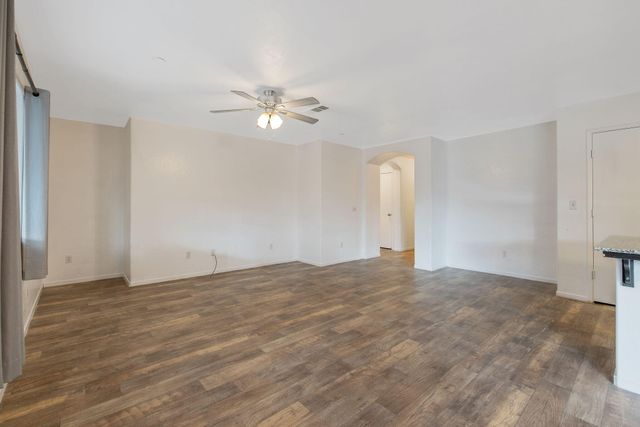 1641 N Virmargo Street, Visalia, CA 93292