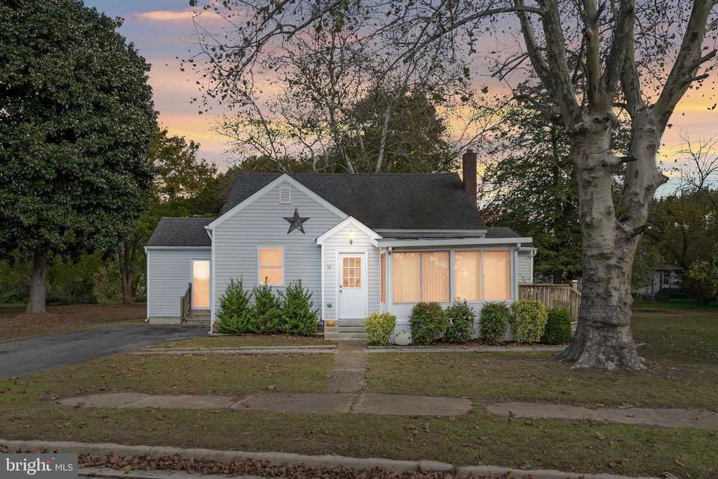 14 HILLCREST AVE, Salem, NJ 08079