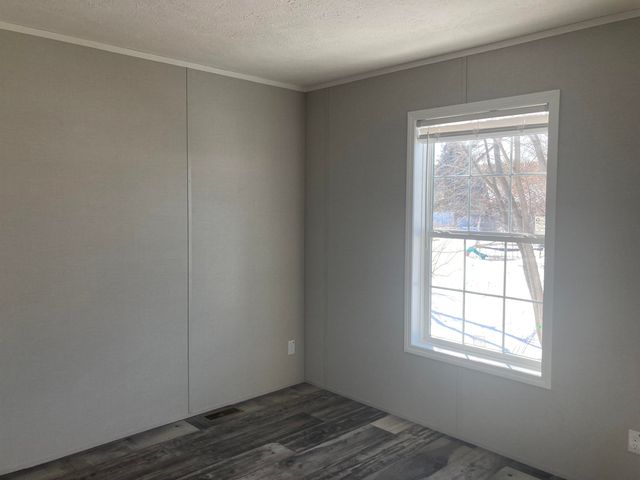 40 School Street, Canaan, NH 03741