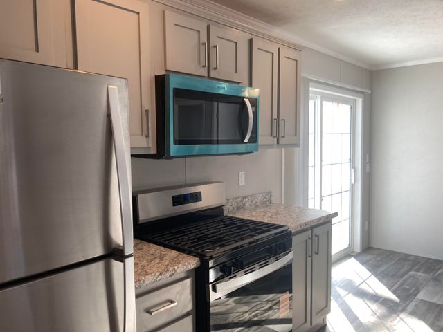 40 School Street, Canaan, NH 03741