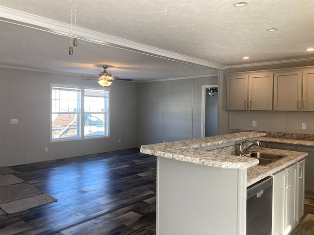 40 School Street, Canaan, NH 03741