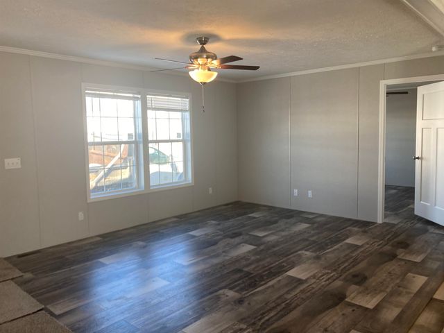 40 School Street, Canaan, NH 03741