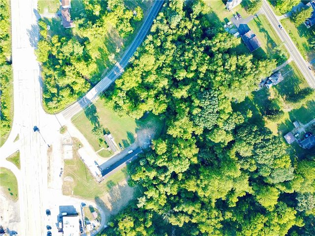 1761 Old Youngstown Rd, Union Twp, PA 16116