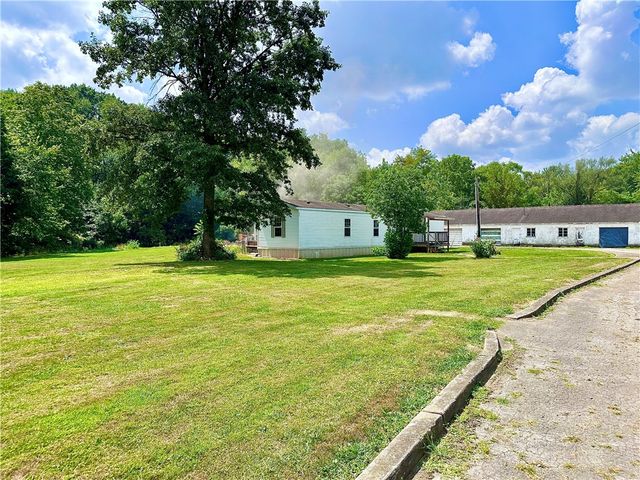 1761 Old Youngstown Rd, Union Twp, PA 16116