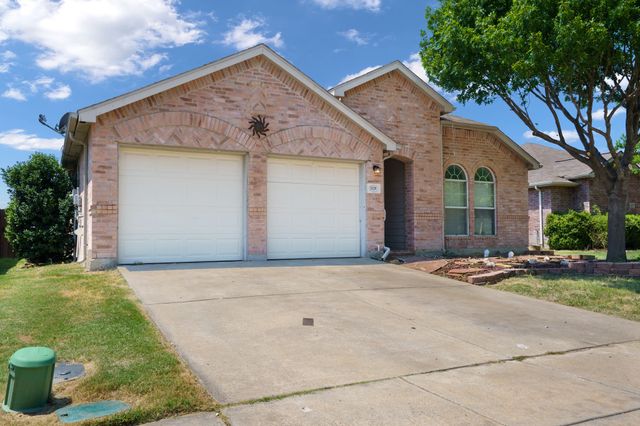 1129 Partridge Drive, Aubrey, TX 76227