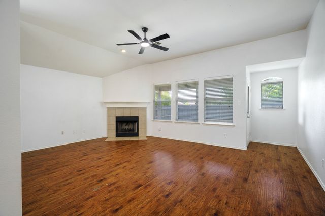 1129 Partridge Drive, Aubrey, TX 76227