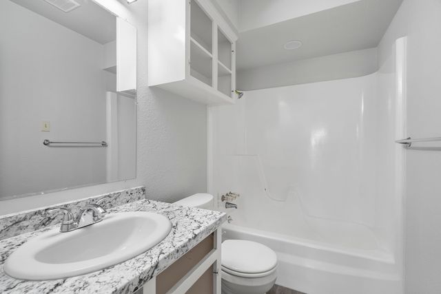 726 Skyline Drive, Duncanville, TX 75116