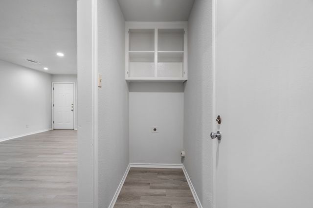 726 Skyline Drive, Duncanville, TX 75116